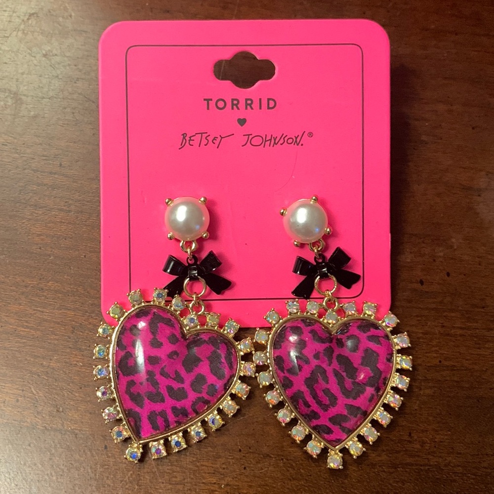 Betsey Johnson jewelry set.